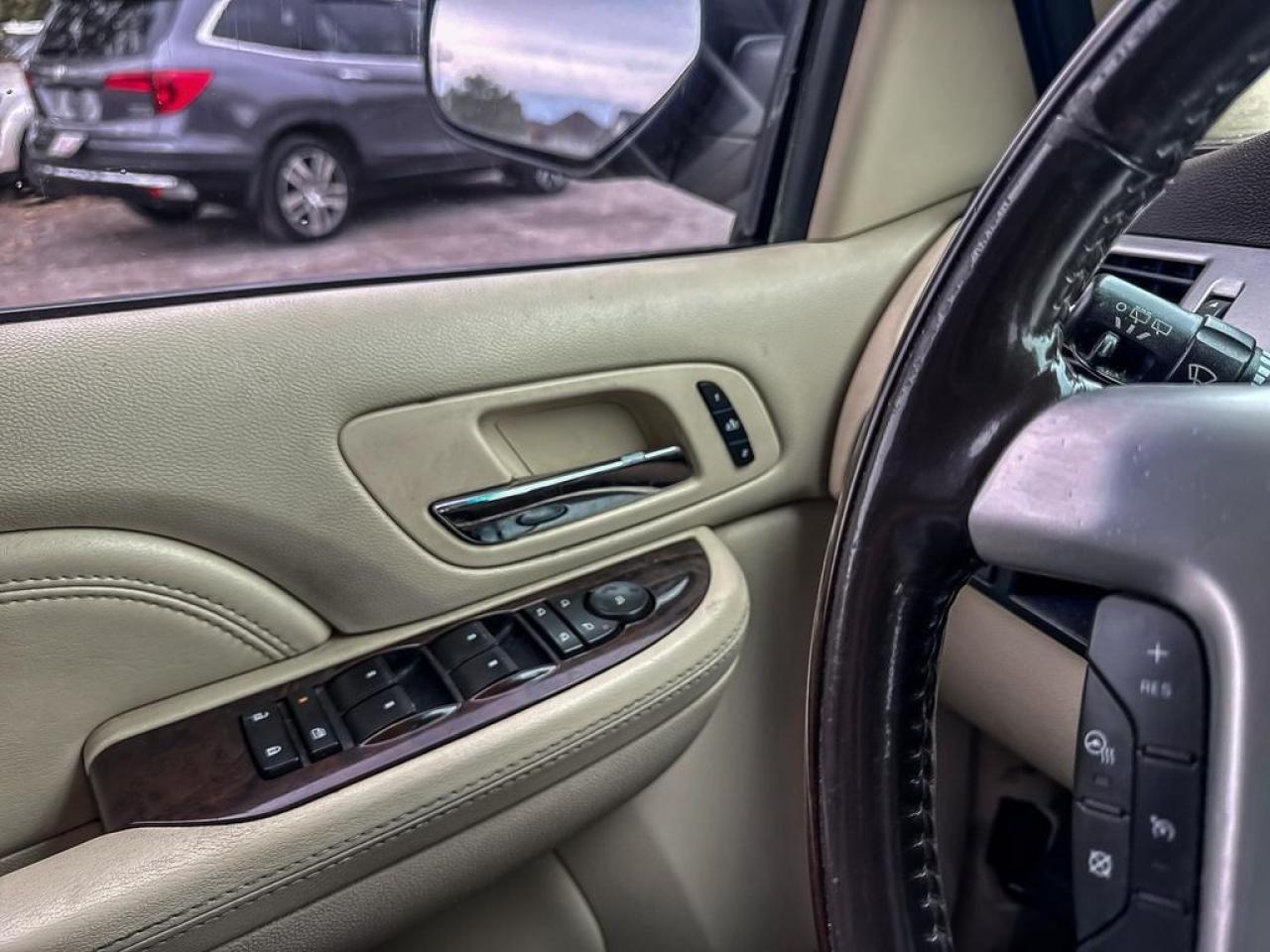 2008 Cadillac Escalade Base Photo