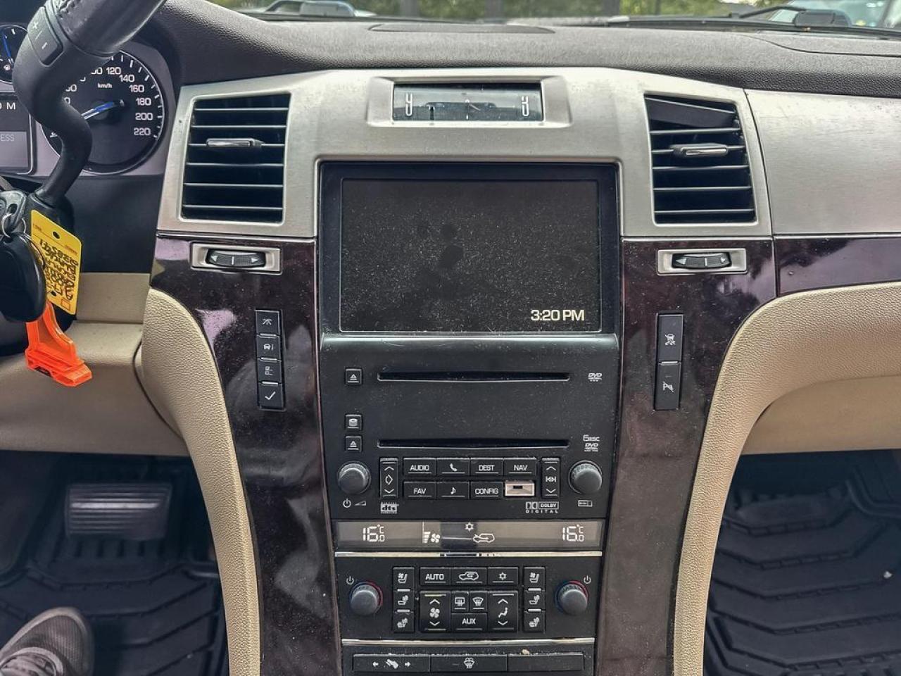 2008 Cadillac Escalade Base Photo