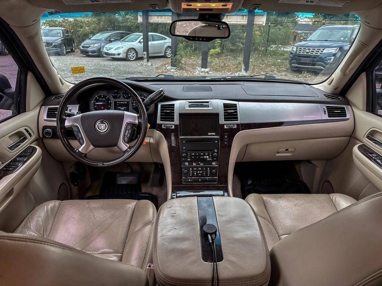 2008 Cadillac Escalade Base Photo