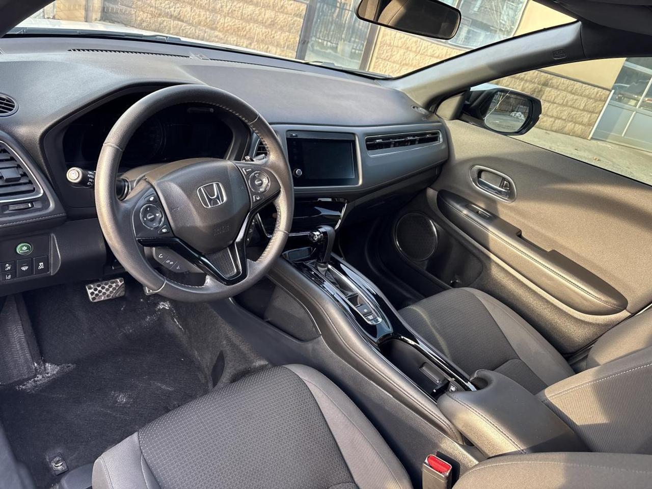 2022 Honda HR-V Sport Photo