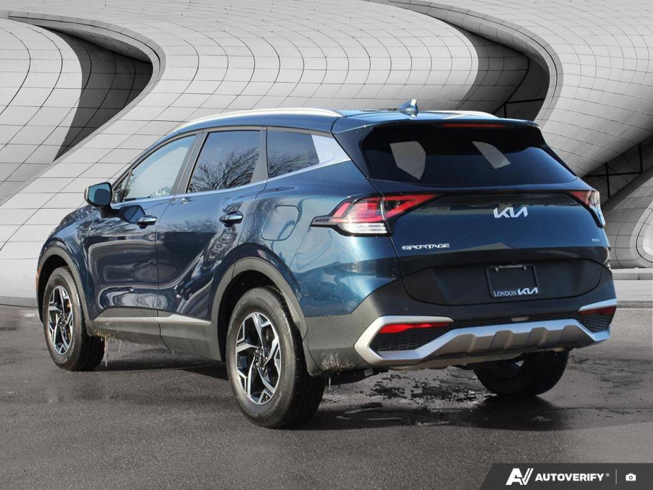 2025 Kia Sportage LX   AWD   Heated Seats   Apple CarPlay   Backup C Photo