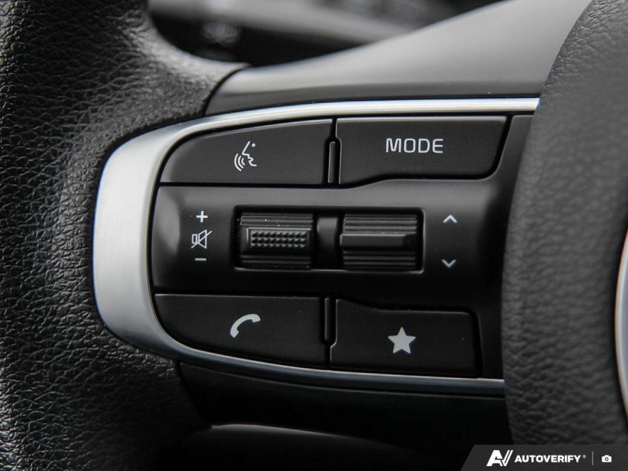 2025 Kia Sportage LX   AWD   Heated Seats   Apple CarPlay   Backup C Photo