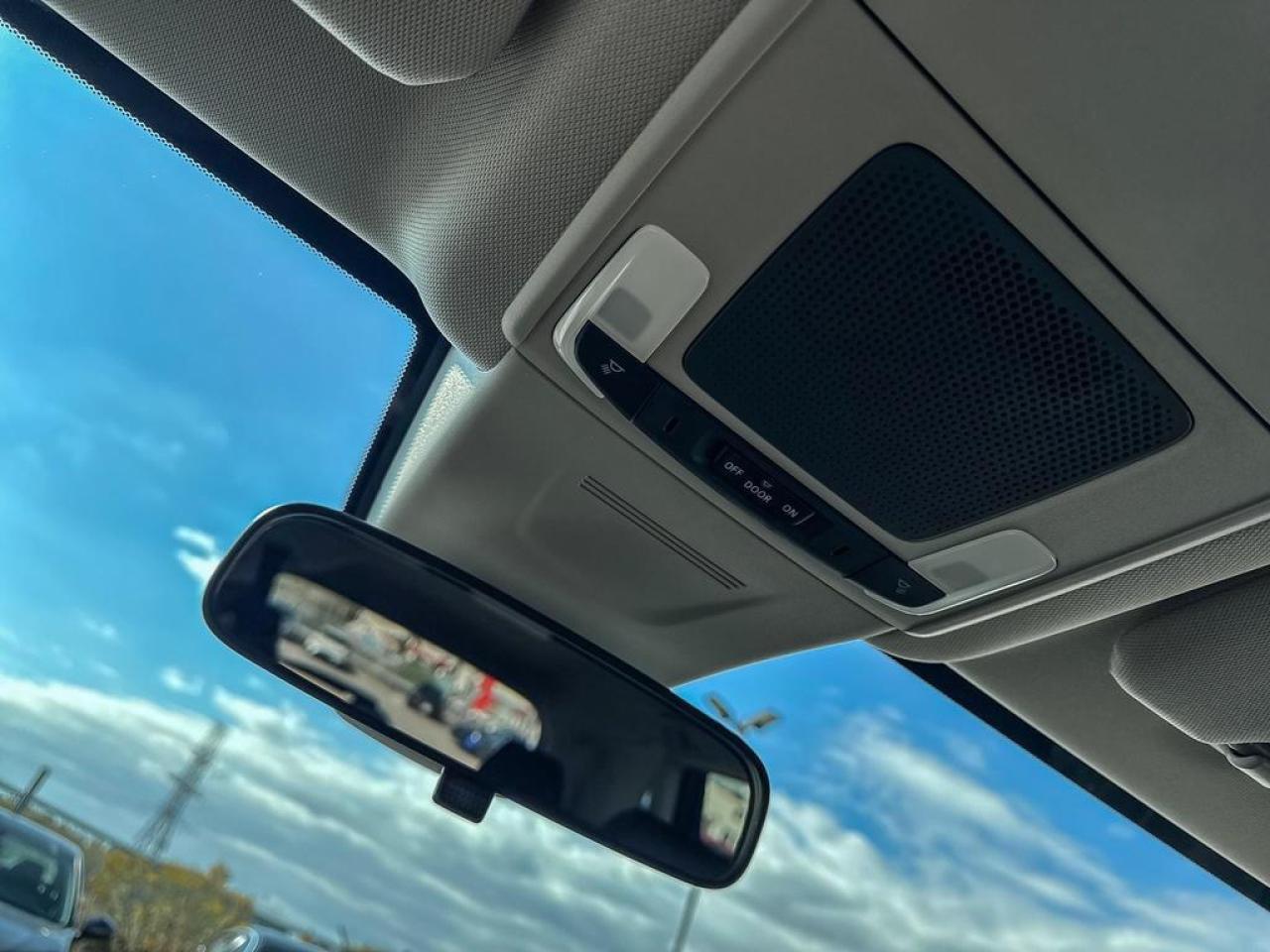 2025 Honda CR-V LX Photo