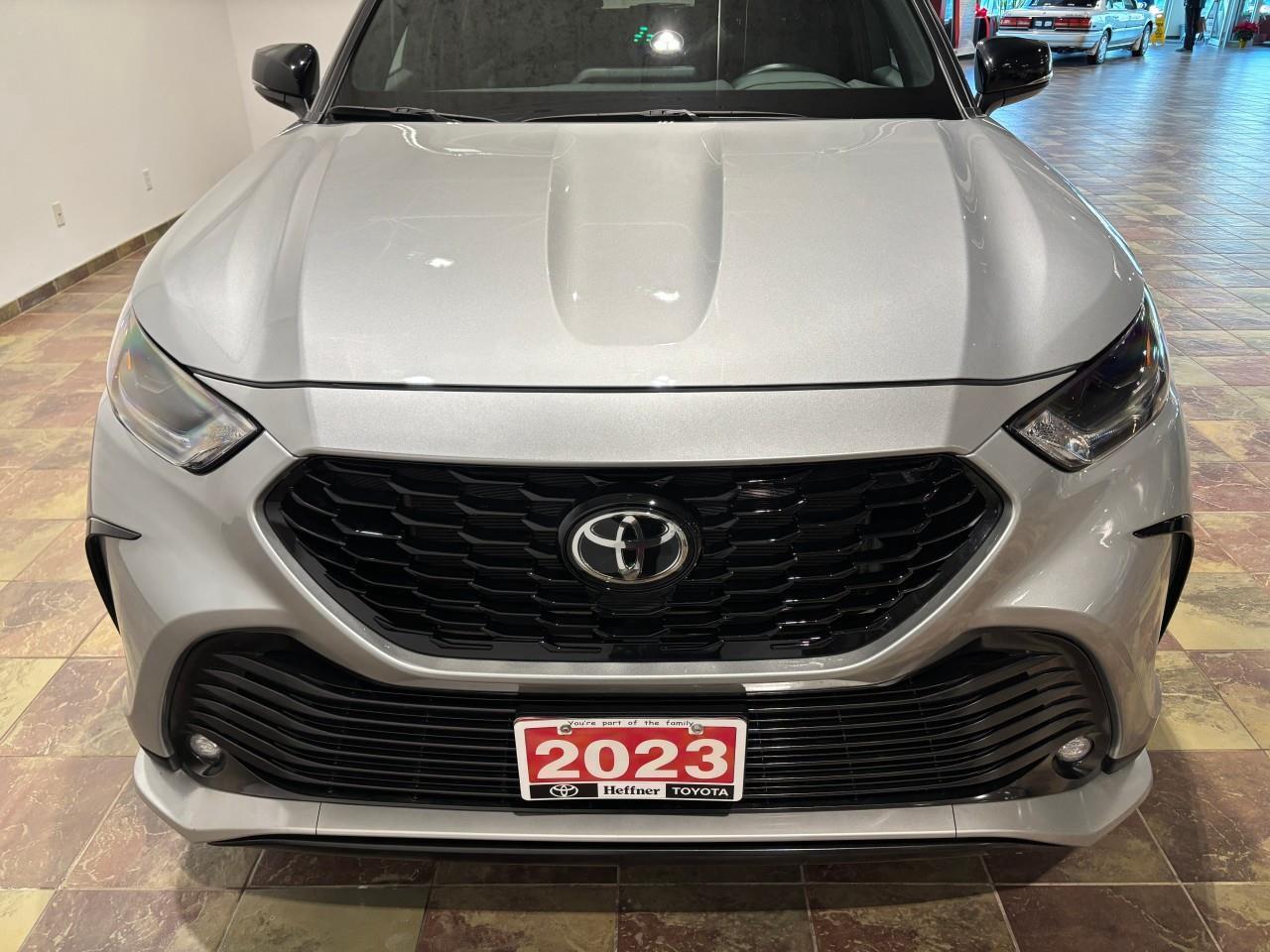 2023 Toyota Highlander XSE Photo