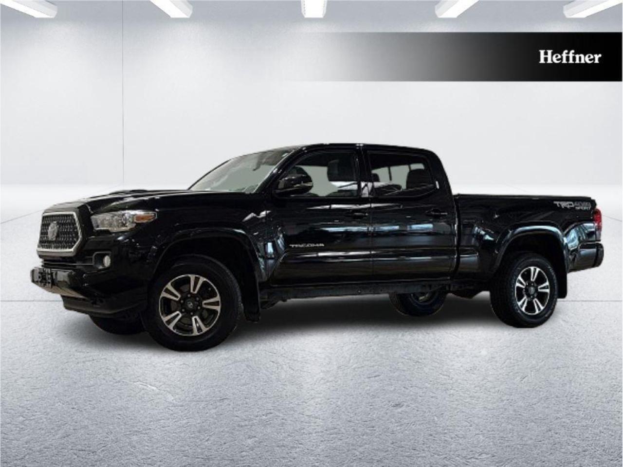 2019 Toyota Tacoma SR5 V6 Photo0