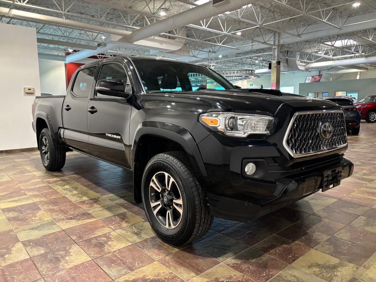 2019 Toyota Tacoma SR5 V6 Photo
