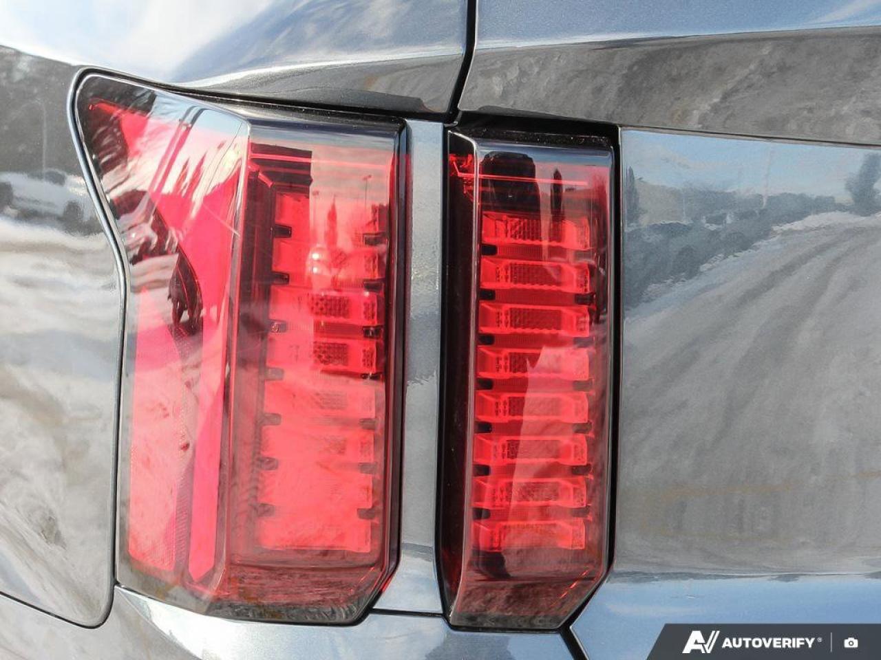 2022 Kia Sorento EX   Apple CarPlay   Backup Camera   Heated Seats Photo