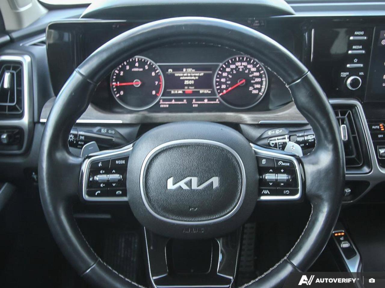 2022 Kia Sorento EX   Apple CarPlay   Backup Camera   Heated Seats Photo