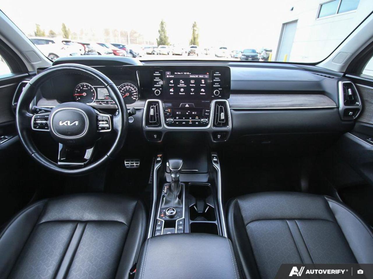 2022 Kia Sorento EX   Apple CarPlay   Backup Camera   Heated Seats Photo