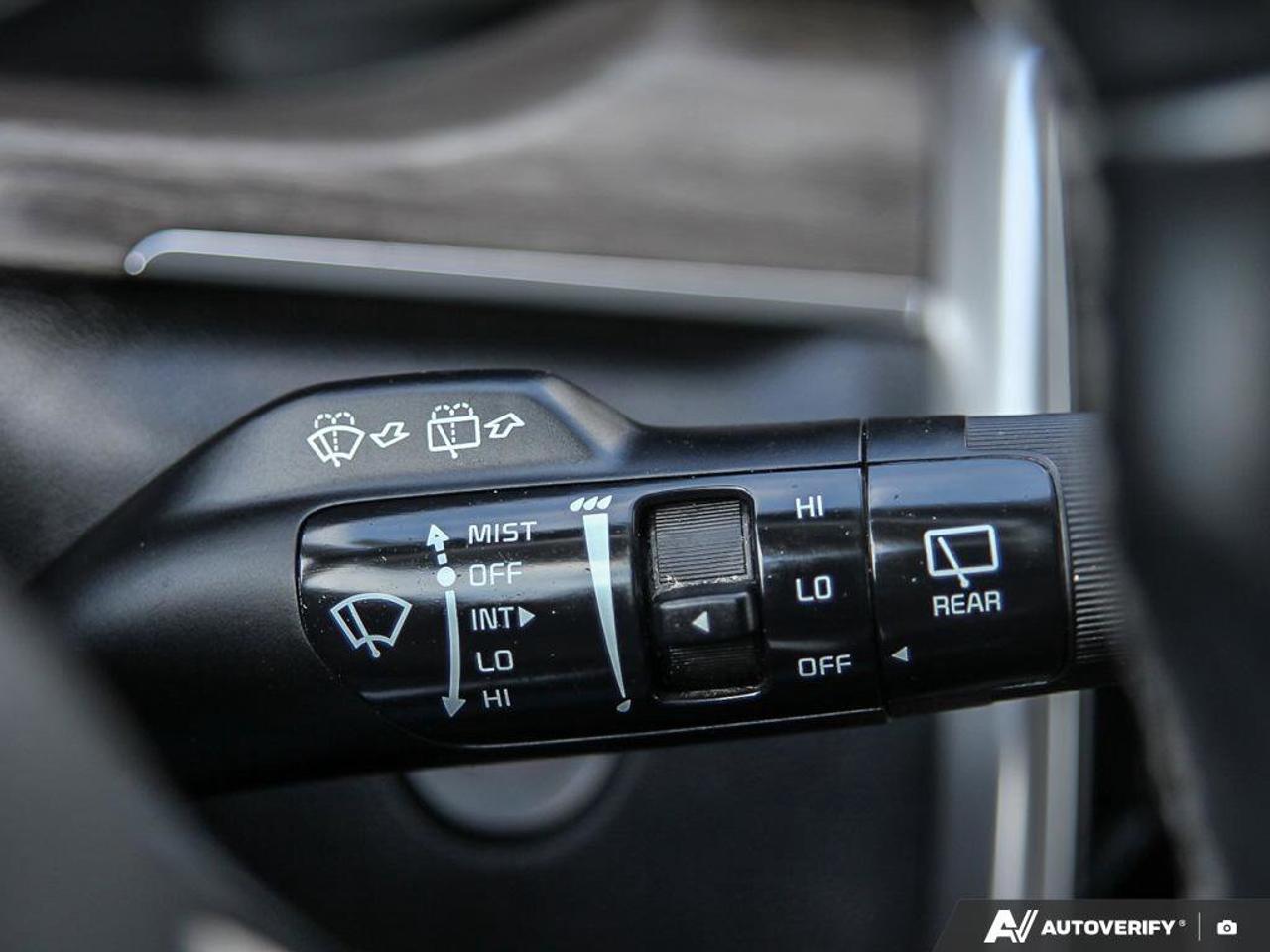 2022 Kia Sorento EX   Apple CarPlay   Backup Camera   Heated Seats Photo