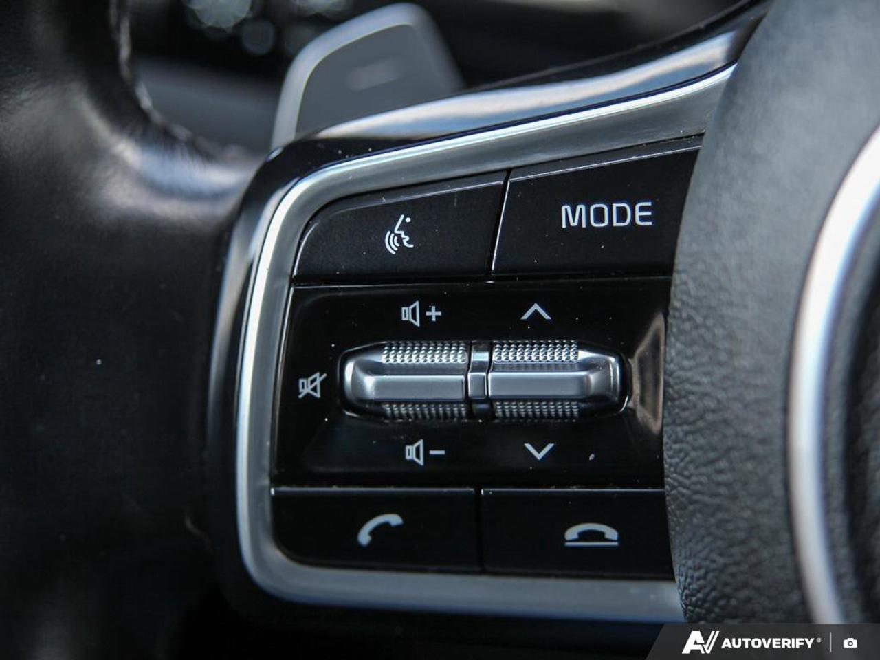 2022 Kia Sorento EX   Apple CarPlay   Backup Camera   Heated Seats Photo