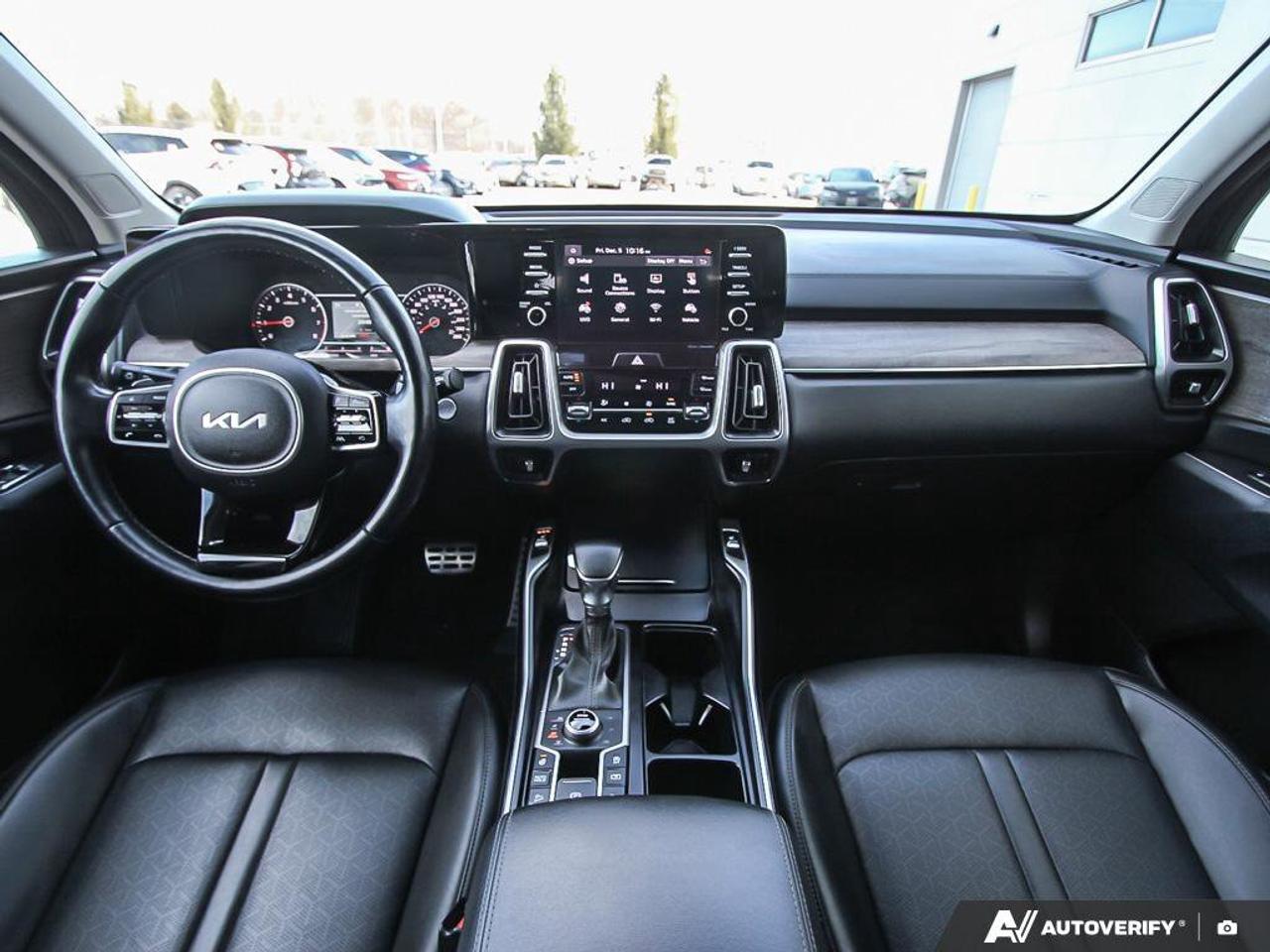 2022 Kia Sorento EX   Apple CarPlay   Backup Camera   Heated Seats Photo