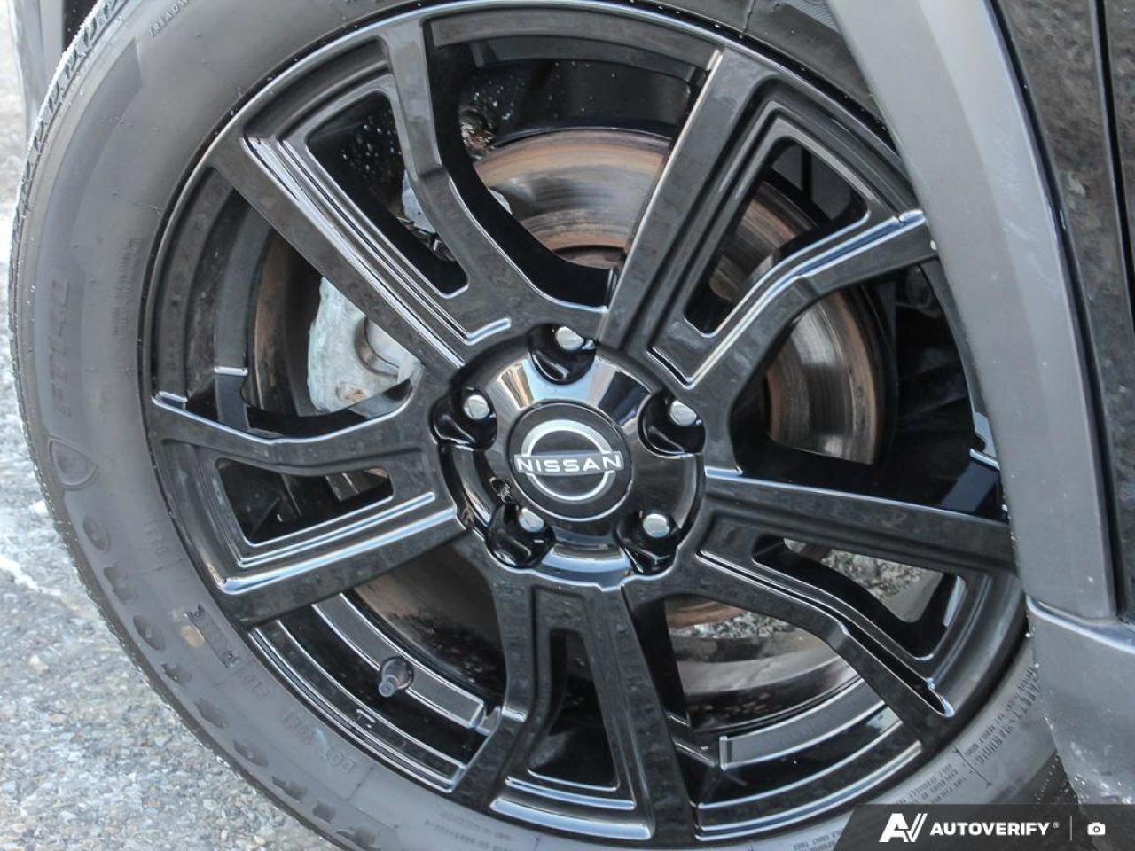 2024 Nissan Kicks SR   Apple CarPlay   Heated Seats   BackUp Camera Photo