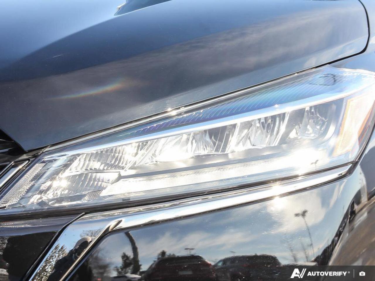 2024 Nissan Kicks SR   Apple CarPlay   Heated Seats   BackUp Camera Photo