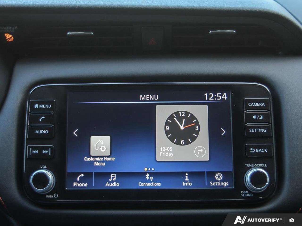 2024 Nissan Kicks SR   Apple CarPlay   Heated Seats   BackUp Camera Photo