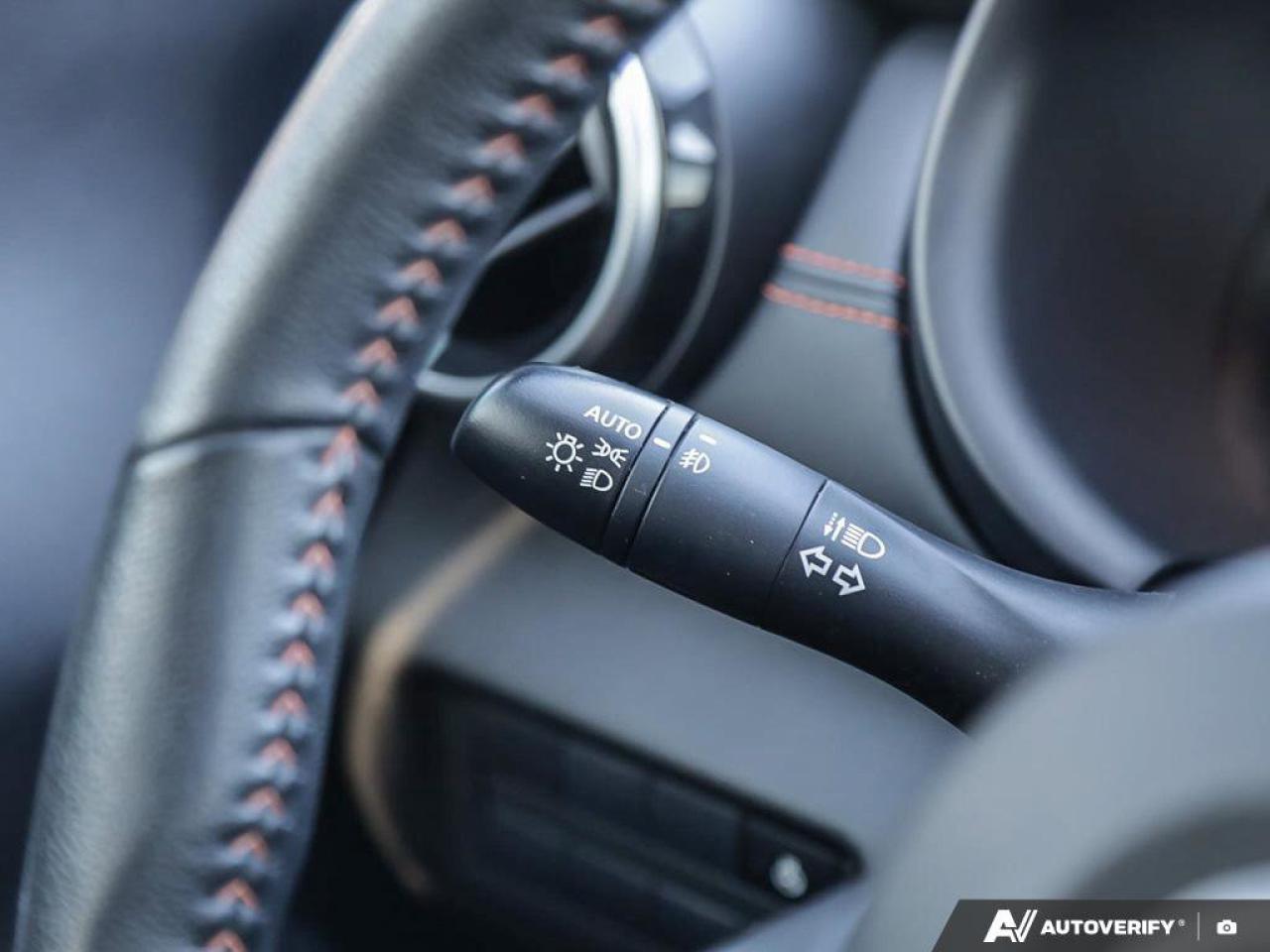 2024 Nissan Kicks SR   Apple CarPlay   Heated Seats   BackUp Camera Photo