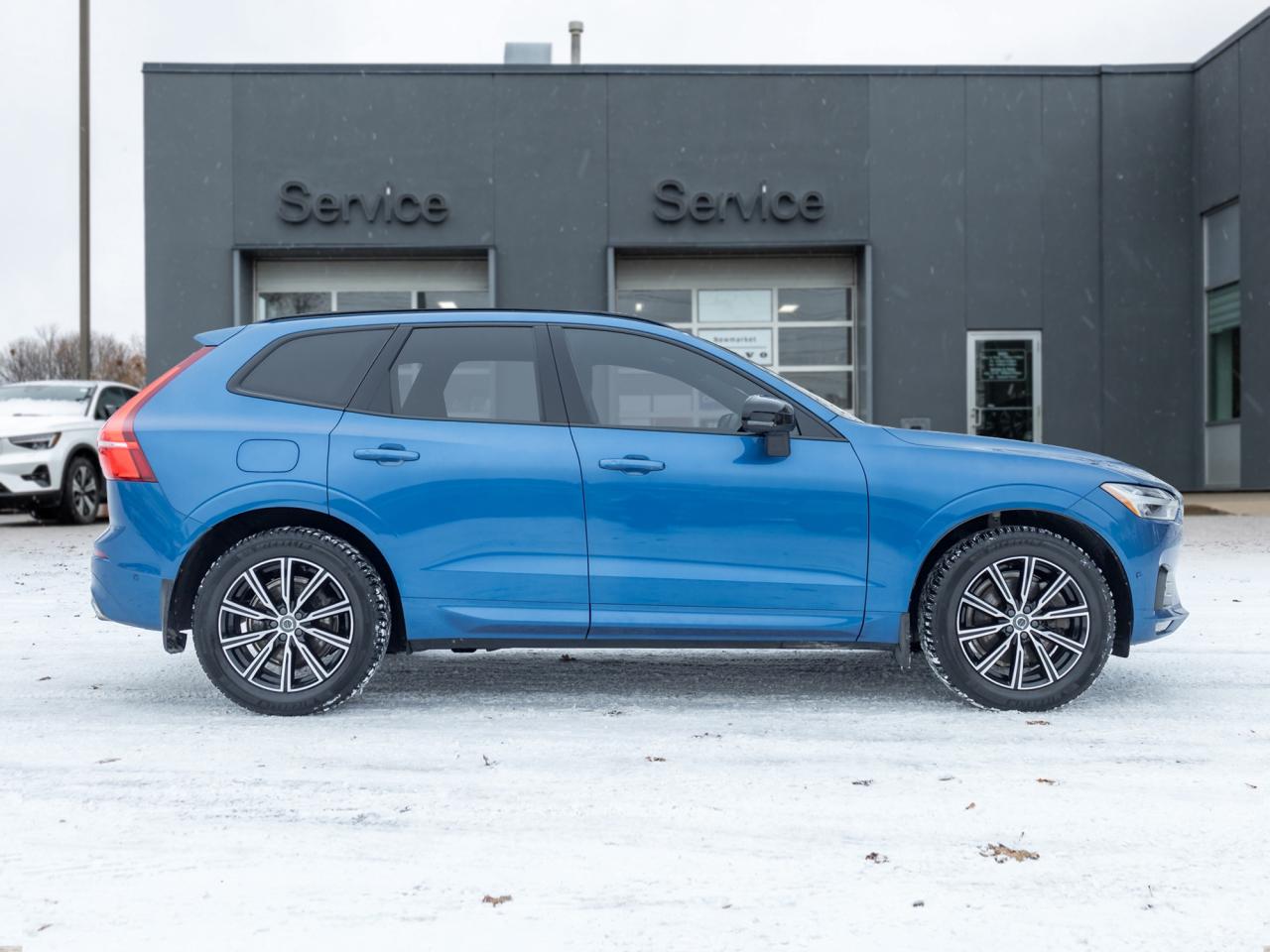 2020 Volvo XC60 T6 AWD R-Design POLESTAR  22' ALLOY WHEELS  LOW KM Photo