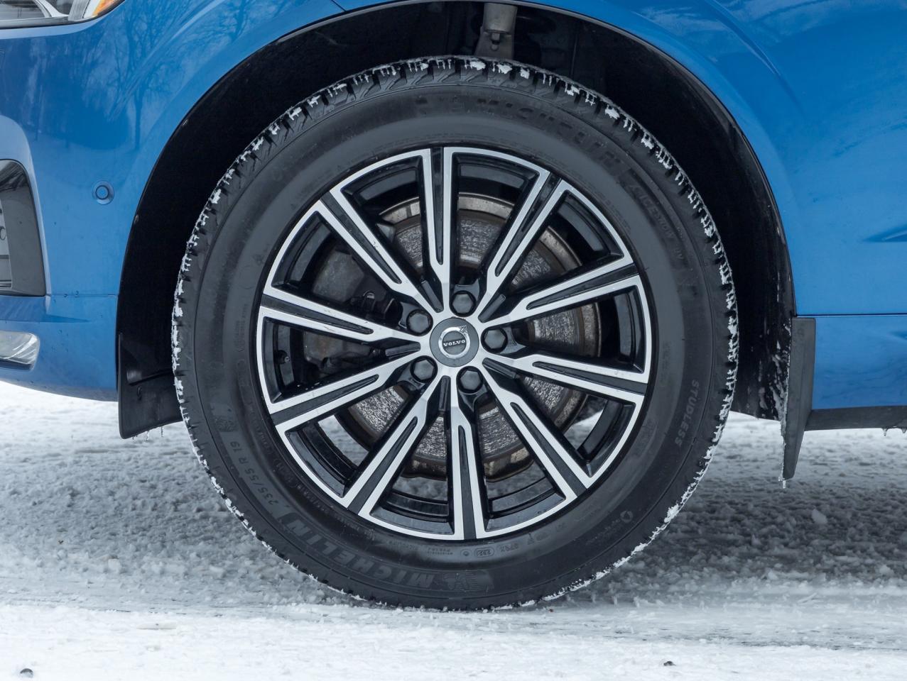 2020 Volvo XC60 T6 AWD R-Design POLESTAR  22' ALLOY WHEELS  LOW KM Photo3