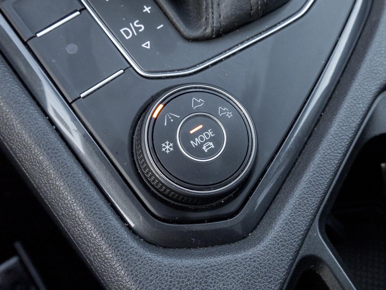 2021 Volkswagen Tiguan United 4MOTION   ONE OWNER   SAFETY CERTIFIED Photo