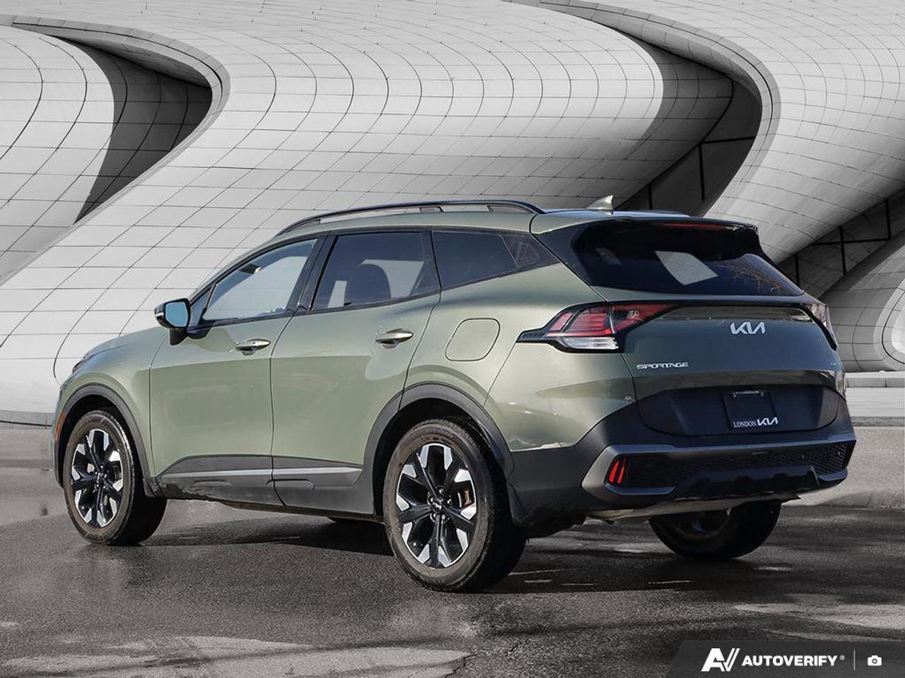 2023 Kia Sportage X-Line   Leather   AWD   Heated Seats   Apple CarP Photo3
