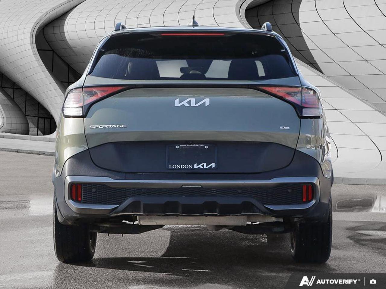 2023 Kia Sportage X-Line   Leather   AWD   Heated Seats   Apple CarP Photo4