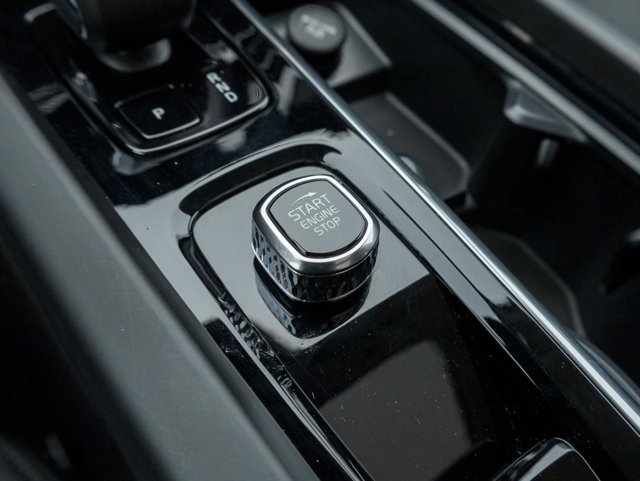 2025 Volvo V60 Cross Country B5 AWD Core  NEARLY NEW  STATION WAGON  VOLVO CPO Photo