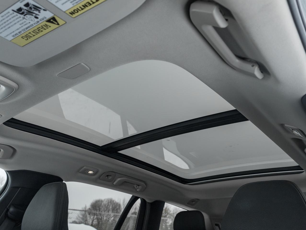 2025 Volvo V60 Cross Country B5 AWD Core  NEARLY NEW  STATION WAGON  VOLVO CPO Photo