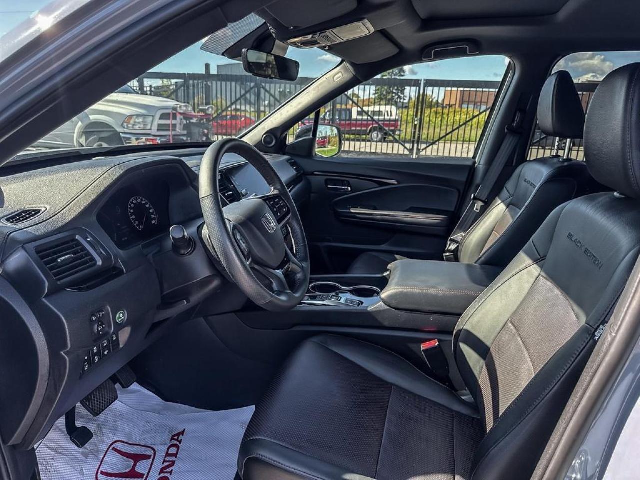 2025 Honda Ridgeline Black Edition Photo