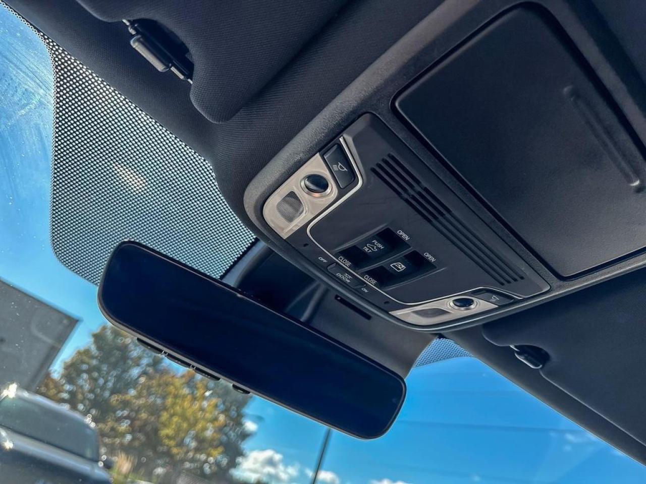 2025 Honda Ridgeline Black Edition Photo