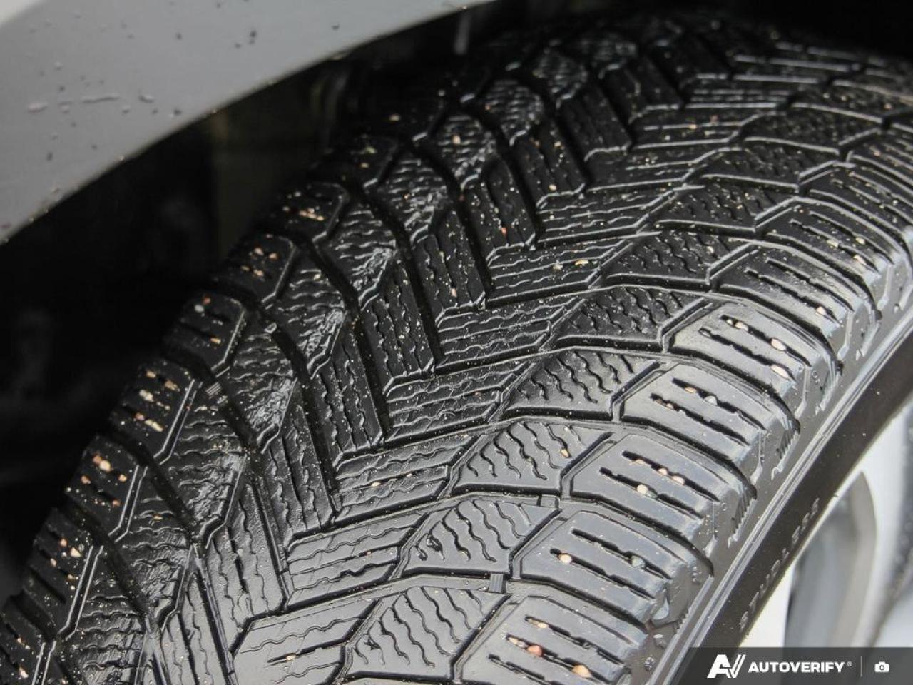 2022 Kia Telluride SX   AWD   Apple CarPlay   Heated & Cooled Seats Photo