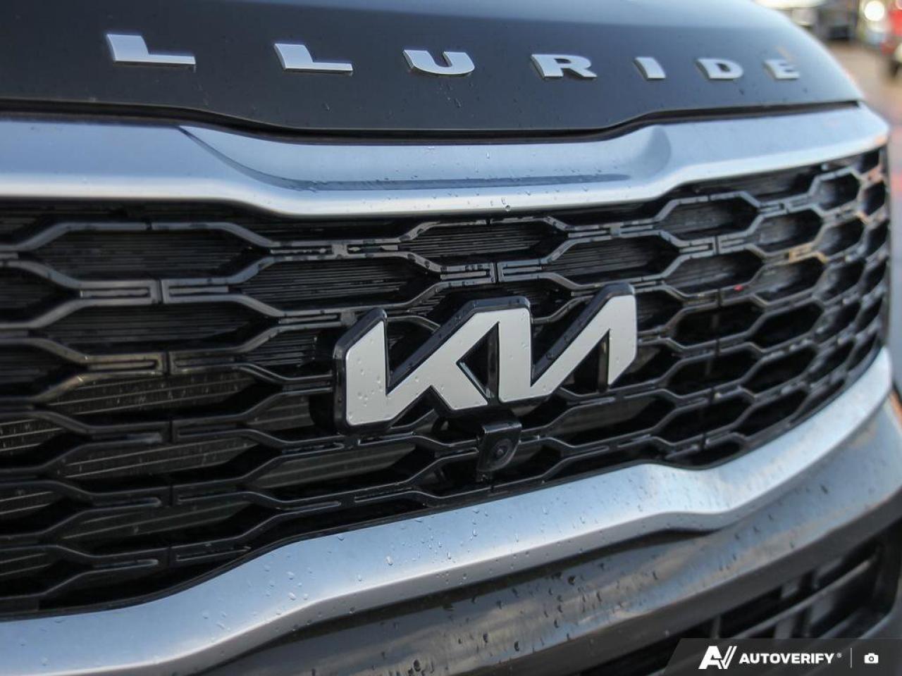 2022 Kia Telluride SX   AWD   Apple CarPlay   Heated & Cooled Seats Photo