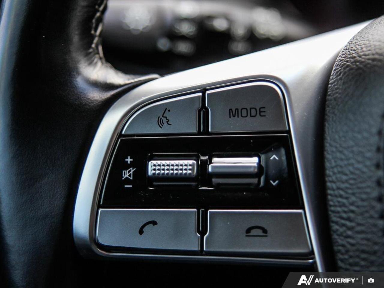 2022 Kia Telluride SX   AWD   Apple CarPlay   Heated & Cooled Seats Photo