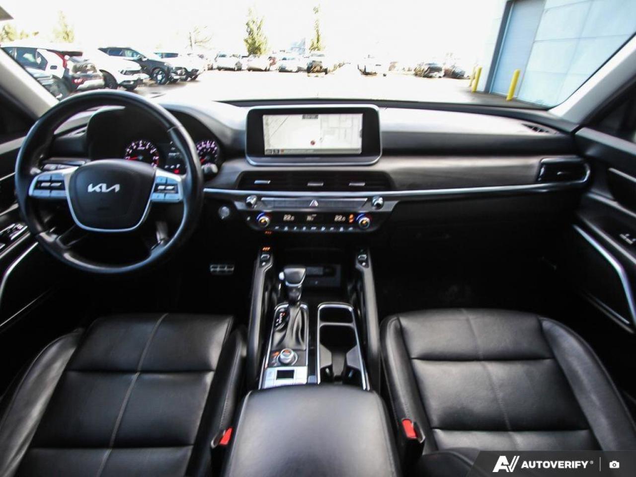 2022 Kia Telluride SX   AWD   Apple CarPlay   Heated & Cooled Seats Photo