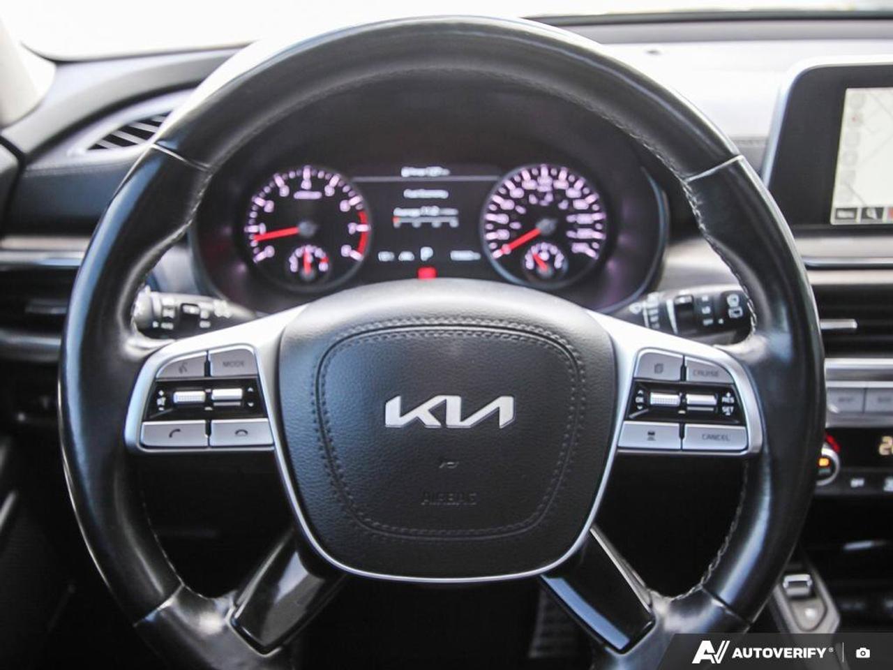 2022 Kia Telluride SX   AWD   Apple CarPlay   Heated & Cooled Seats Photo