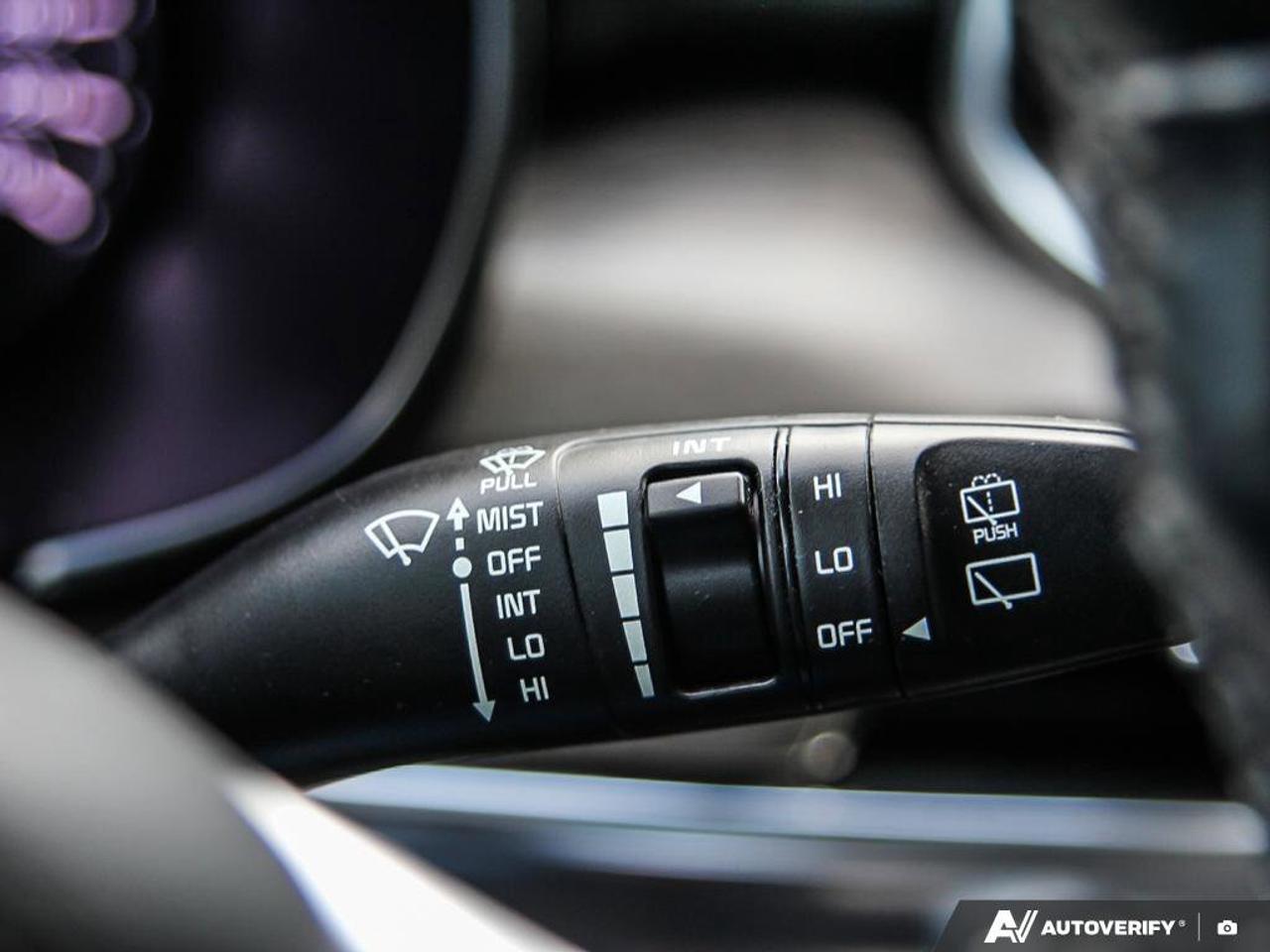 2022 Kia Telluride SX   AWD   Apple CarPlay   Heated & Cooled Seats Photo