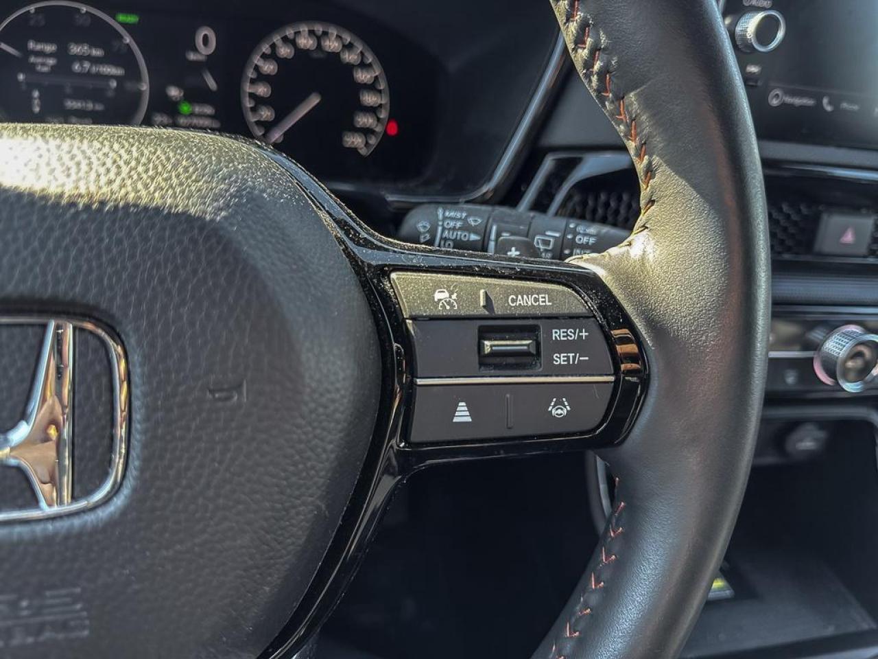 2025 Honda CR-V Hybrid Touring Photo