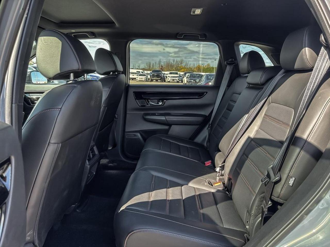 2025 Honda CR-V Hybrid Touring Photo