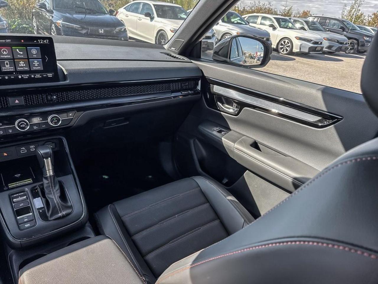 2025 Honda CR-V Hybrid Touring Photo