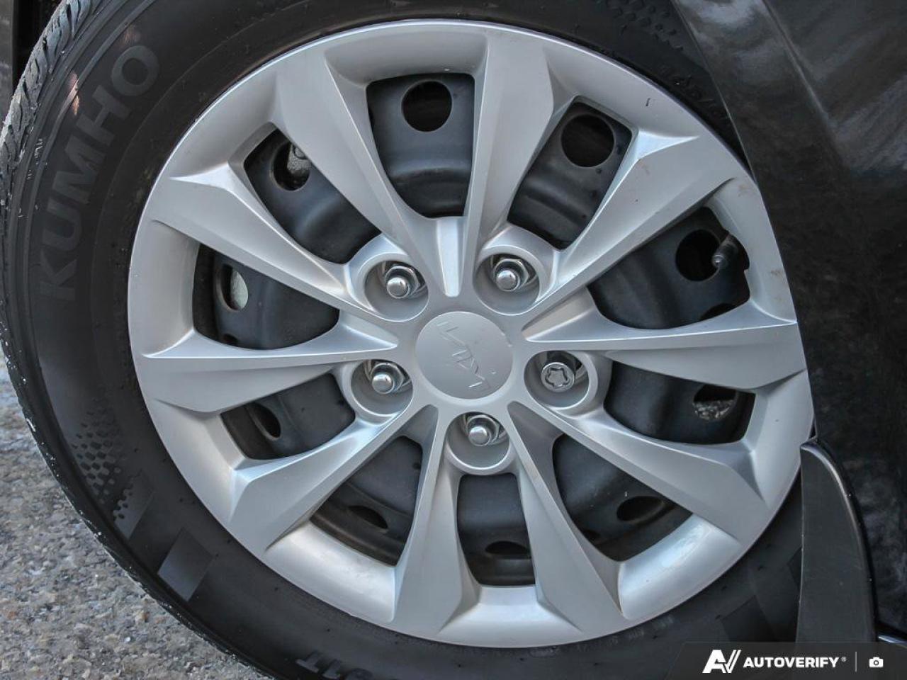 2024 Kia Forte LX   Heated Seats   Apple CarPlay   Keyless Entry Photo