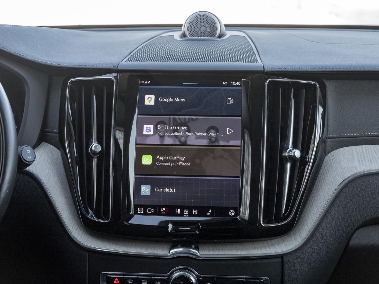 2022 Volvo XC60 B6 AWD INSCRIPTION-BOWERS & WILKINS-CPO-OFF LEASE Photo