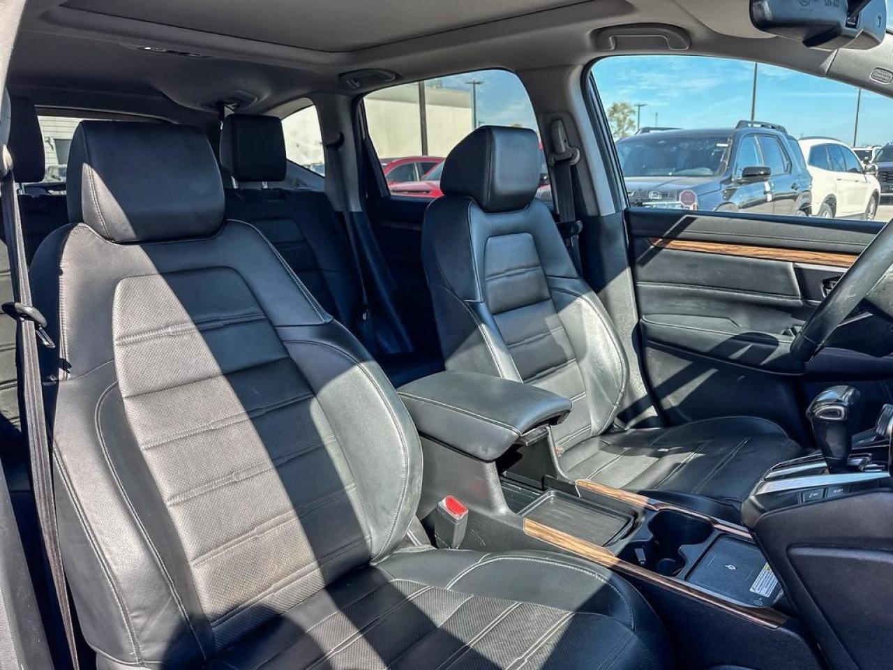 2021 Honda CR-V Touring Photo