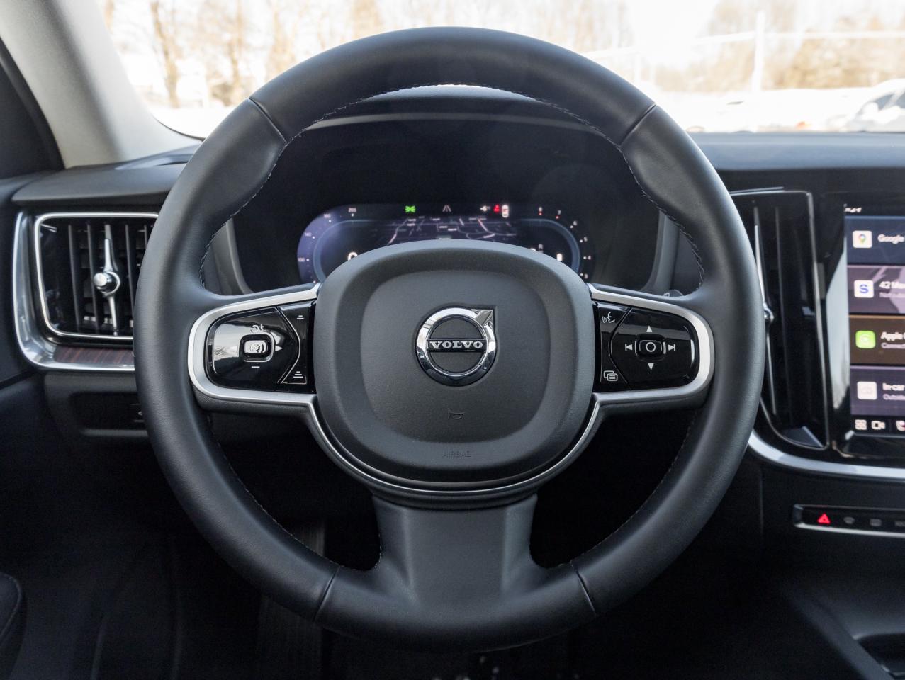 2025 Volvo V60 Cross Country B5 AWD PLUS  ISD 5th Aug 2025  CPO RATE FROM 3.49% Photo