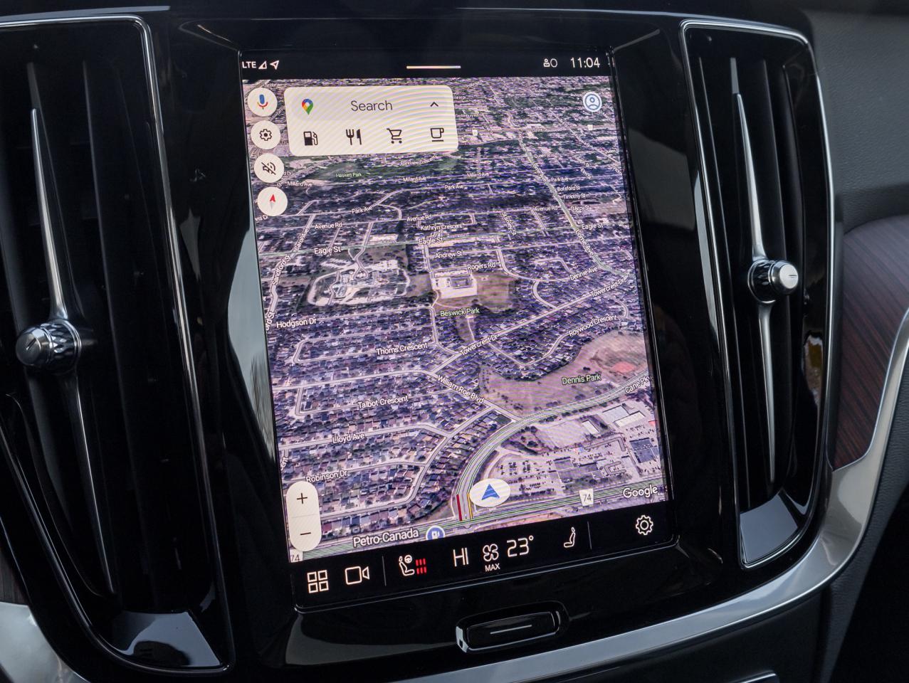 2025 Volvo V60 Cross Country B5 AWD PLUS  ISD 5th Aug 2025  CPO RATE FROM 3.49% Photo