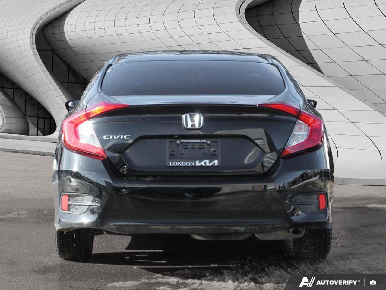 2017 Honda Civic Sedan LX Photo4