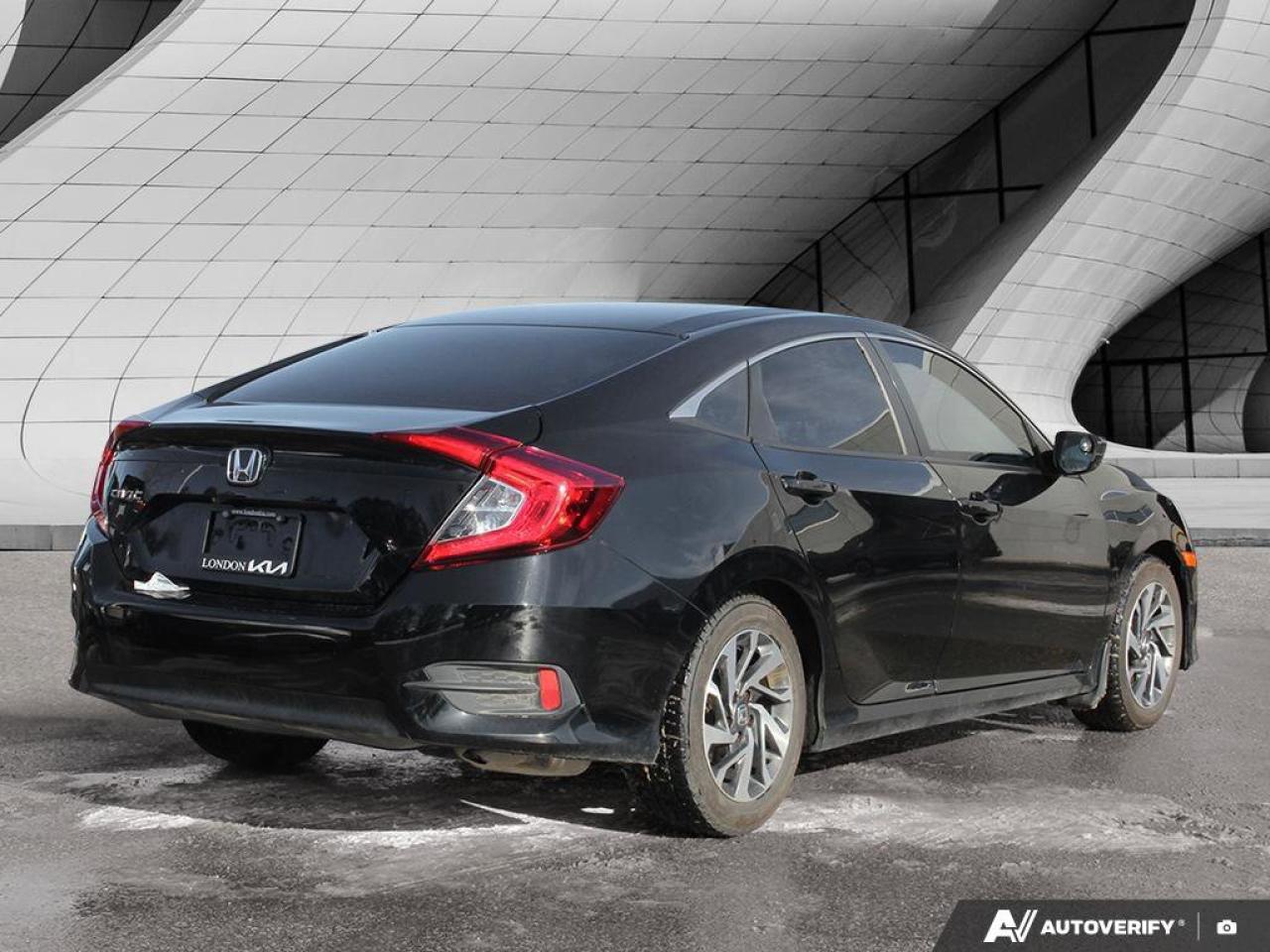 2017 Honda Civic Sedan LX Photo