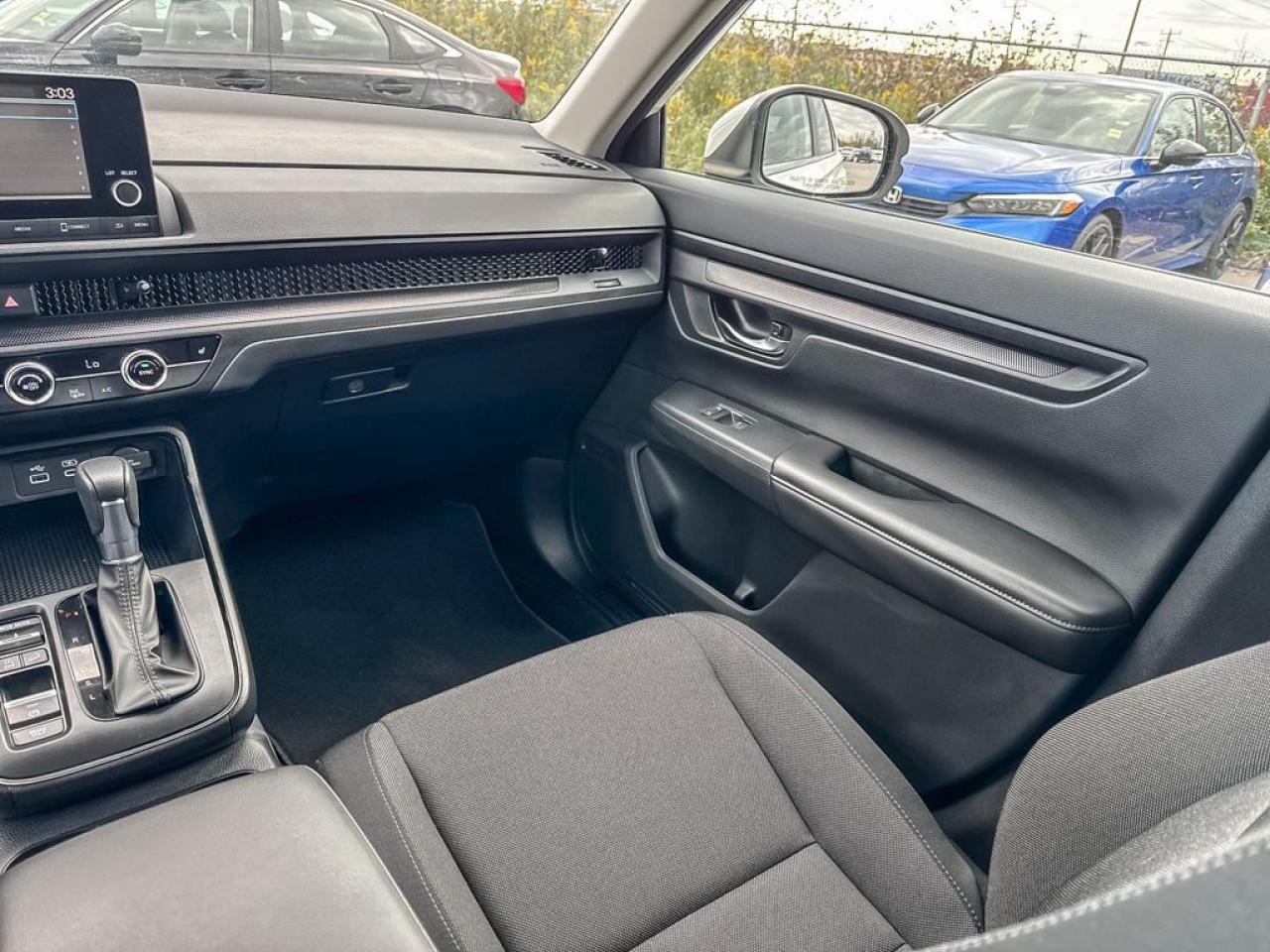 2025 Honda CR-V LX Photo