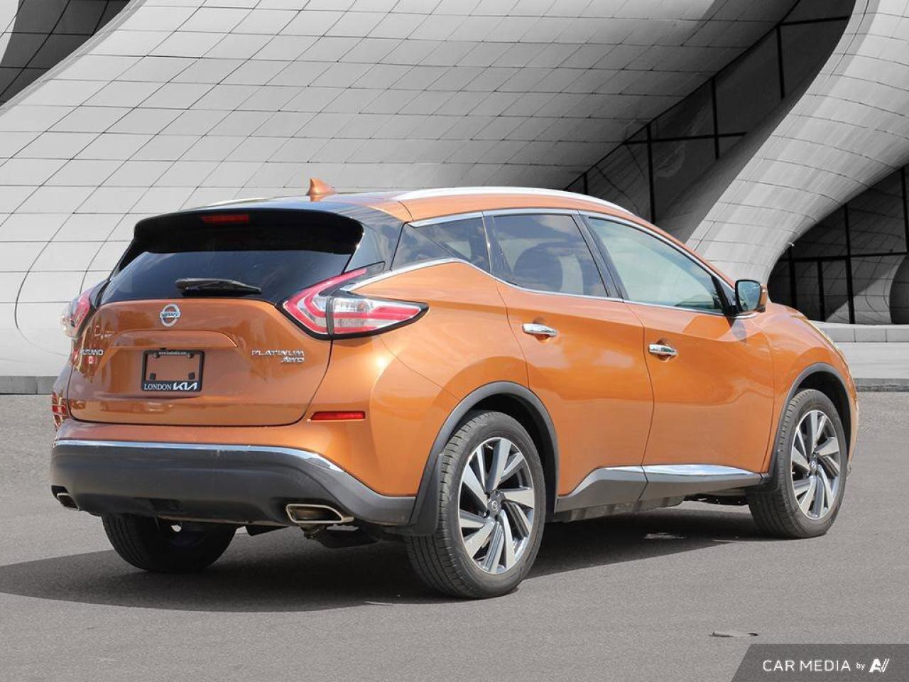 2017 Nissan Murano Platinum   V6   AWD   Leather   Sunroof   Navigati Photo4