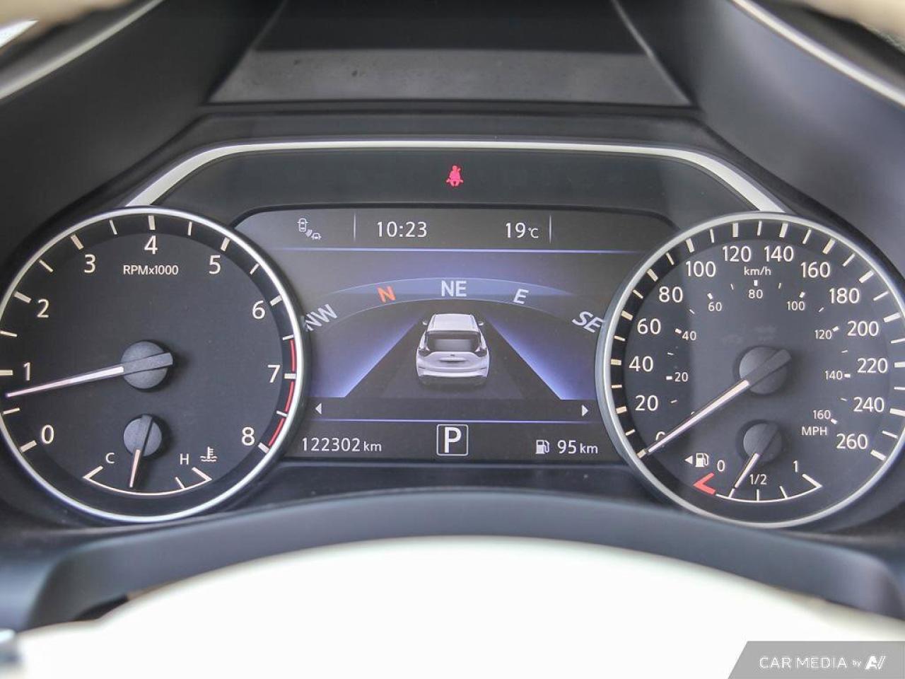 2017 Nissan Murano Platinum   V6   AWD   Leather   Sunroof   Navigati Photo