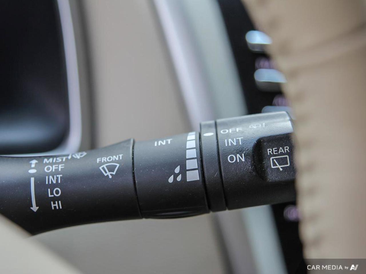 2017 Nissan Murano Platinum   V6   AWD   Leather   Sunroof   Navigati Photo