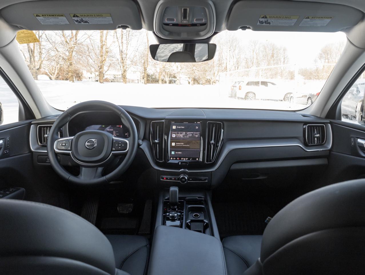 2025 Volvo XC60 B5 AWD Core Dark Theme 19" ALLOY WHEELS  VOLVO CPO Photo